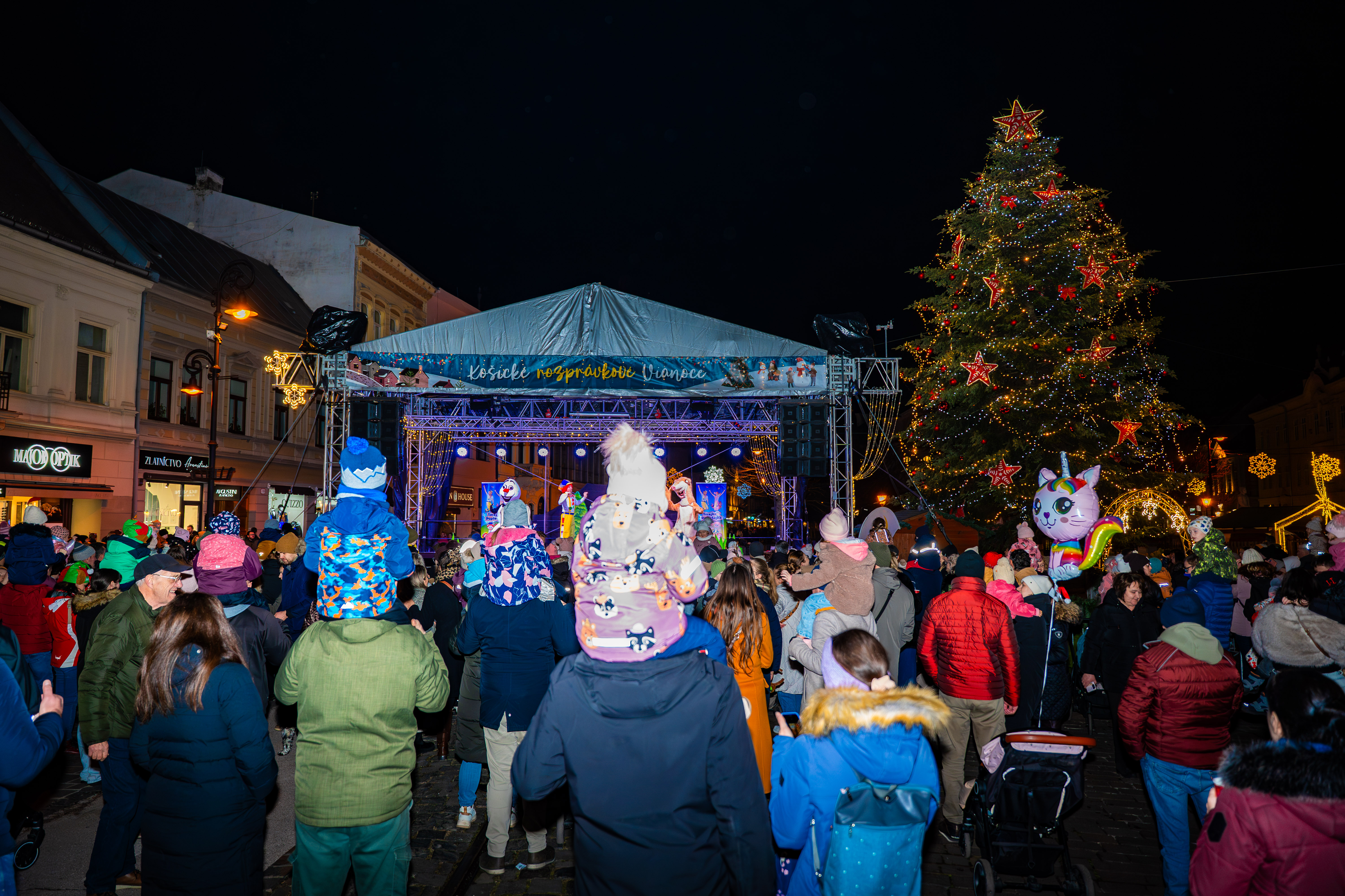 Kosicke rozpravkove Vianoce - Mikulas na Hlavnej-10